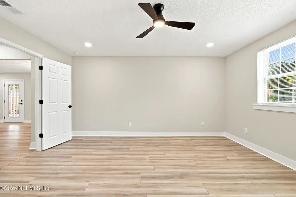 5331 N North River Road Jacksonville FL 32211