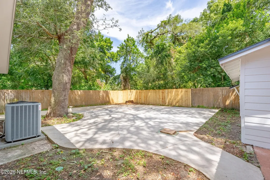5331 N North River Road Jacksonville FL 32211