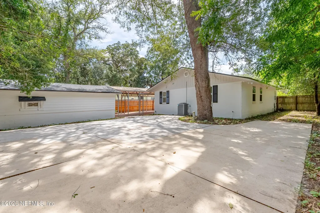 5331 N North River Road Jacksonville FL 32211