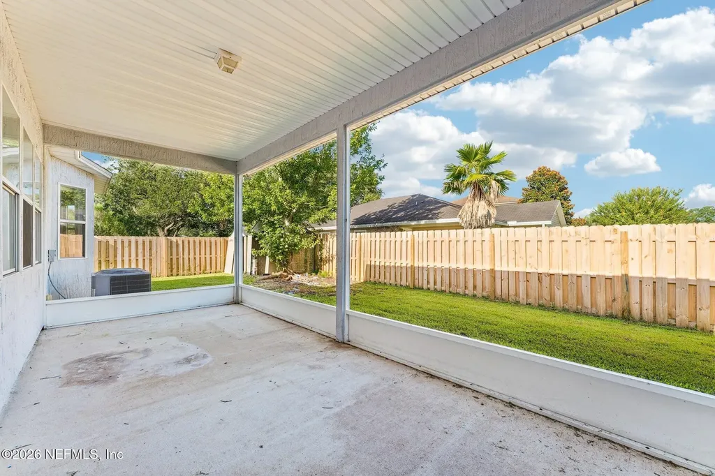 971 Morning Light Road Jacksonville FL 32218