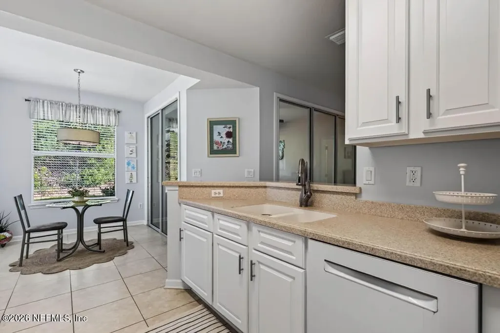8573 Little Swift Circle Jacksonville FL 32256