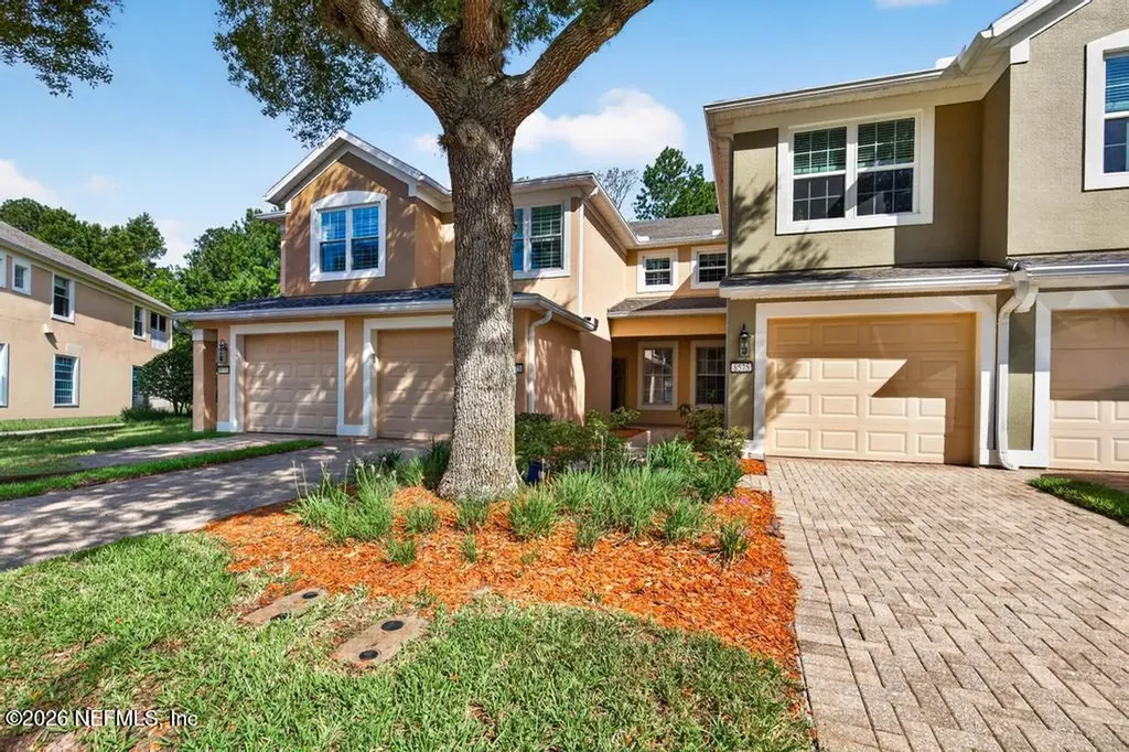 8573 Little Swift Circle Jacksonville FL 32256