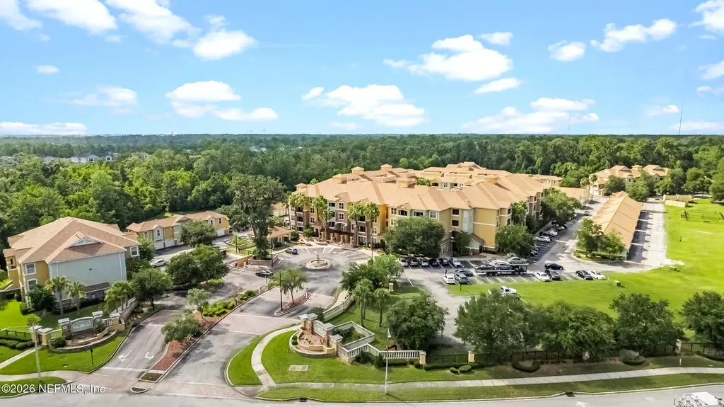 8539 Gate Parkway Jacksonville FL 32216