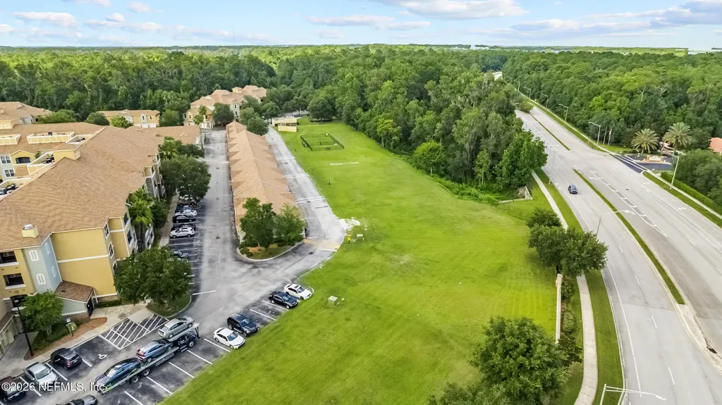 8539 Gate Parkway Jacksonville FL 32216