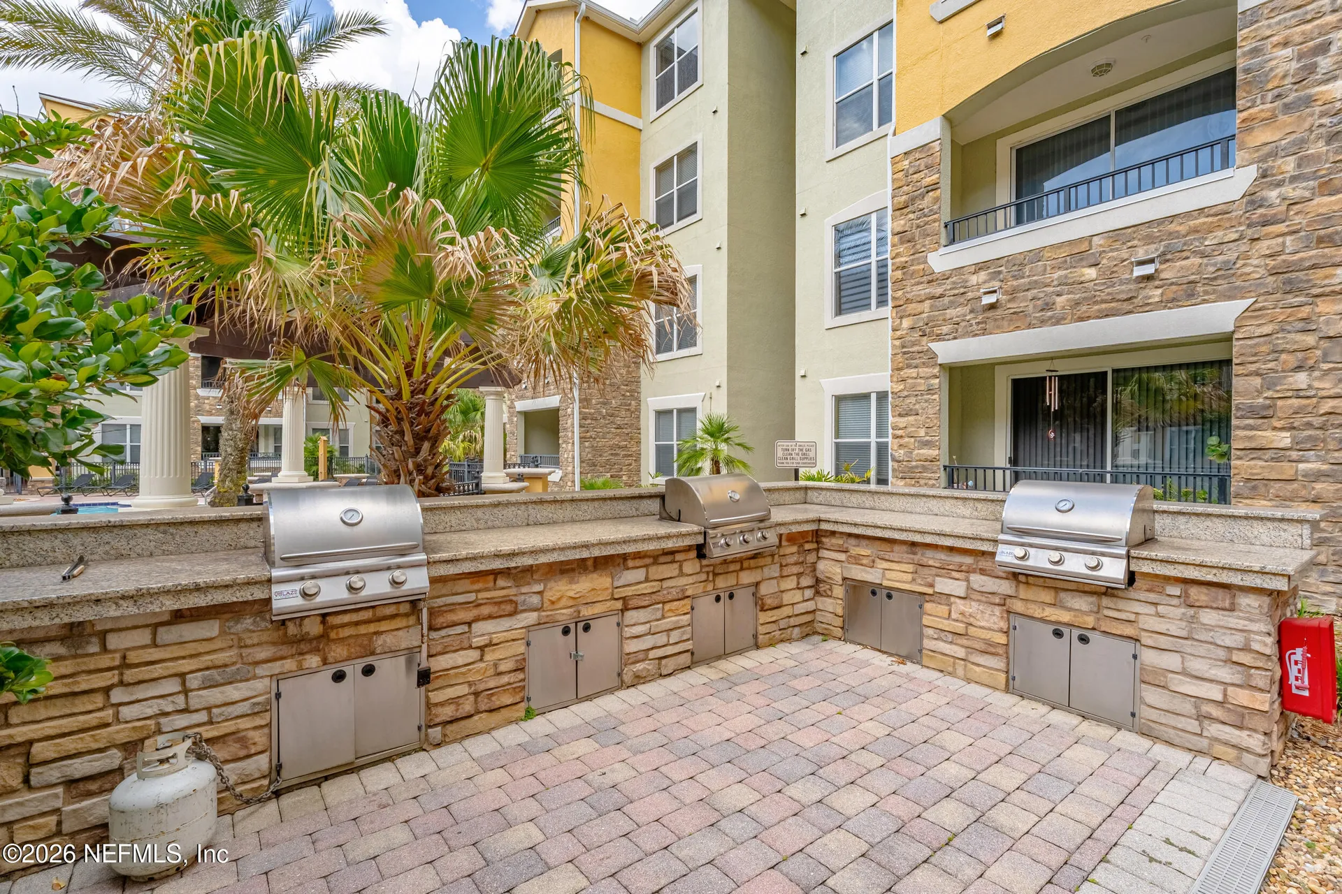 8539 Gate Parkway Jacksonville FL 32216