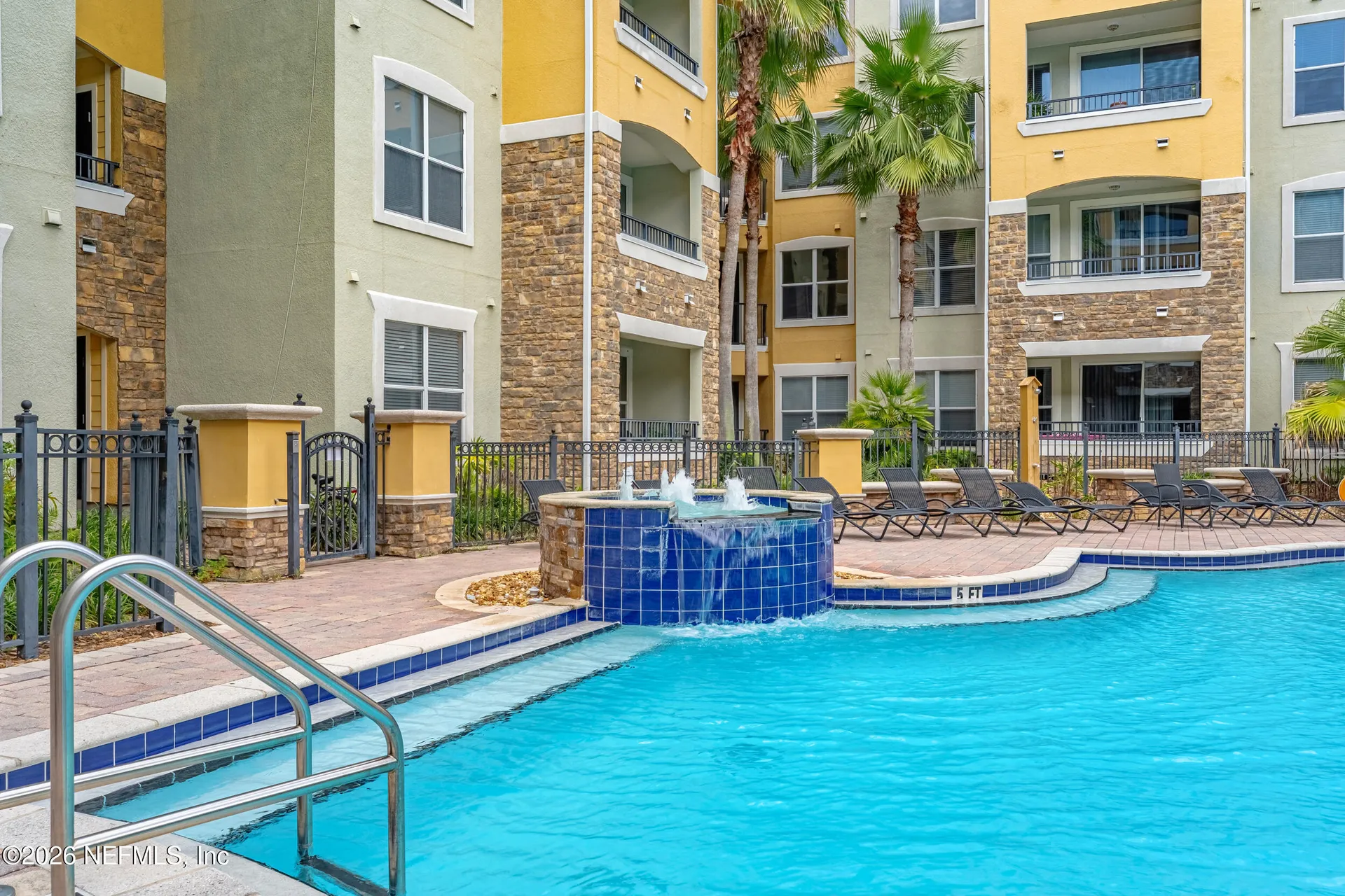 8539 Gate Parkway Jacksonville FL 32216