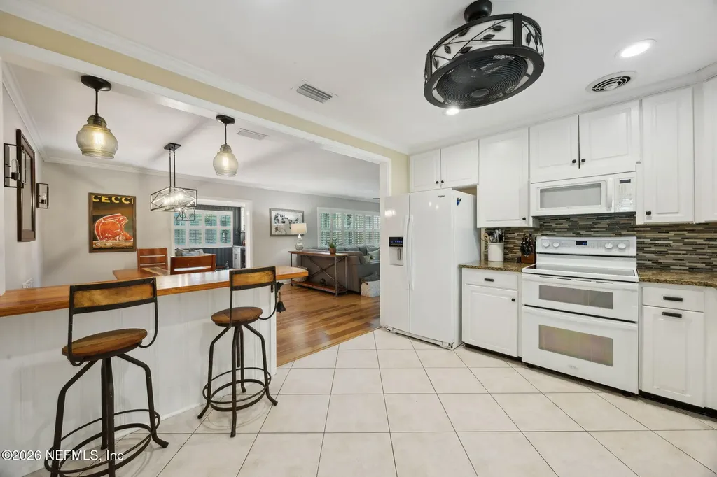 4727 Carlisle Road Jacksonville FL 32210
