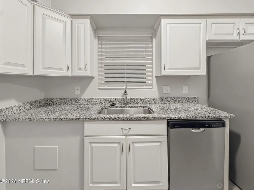 5207 Janice Circle S Jacksonville FL 32210