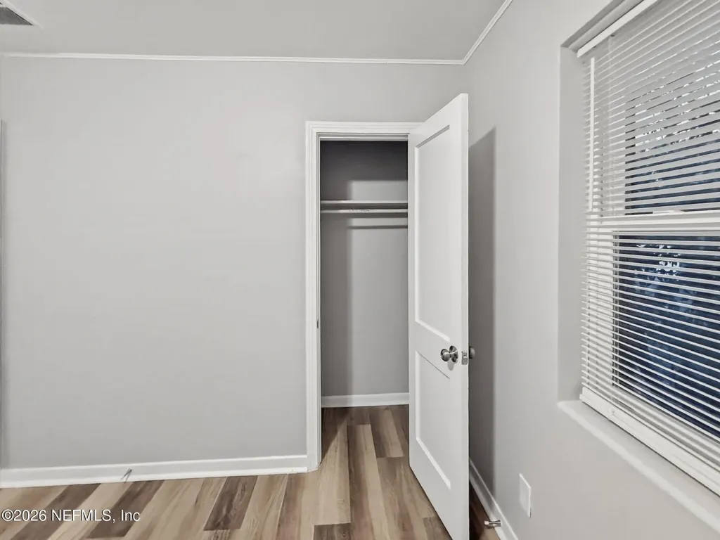 5207 Janice Circle S Jacksonville FL 32210
