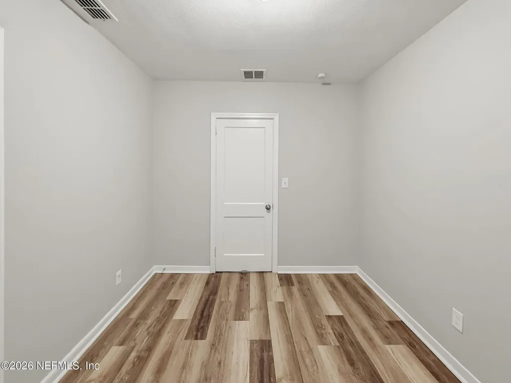 5207 Janice Circle S Jacksonville FL 32210