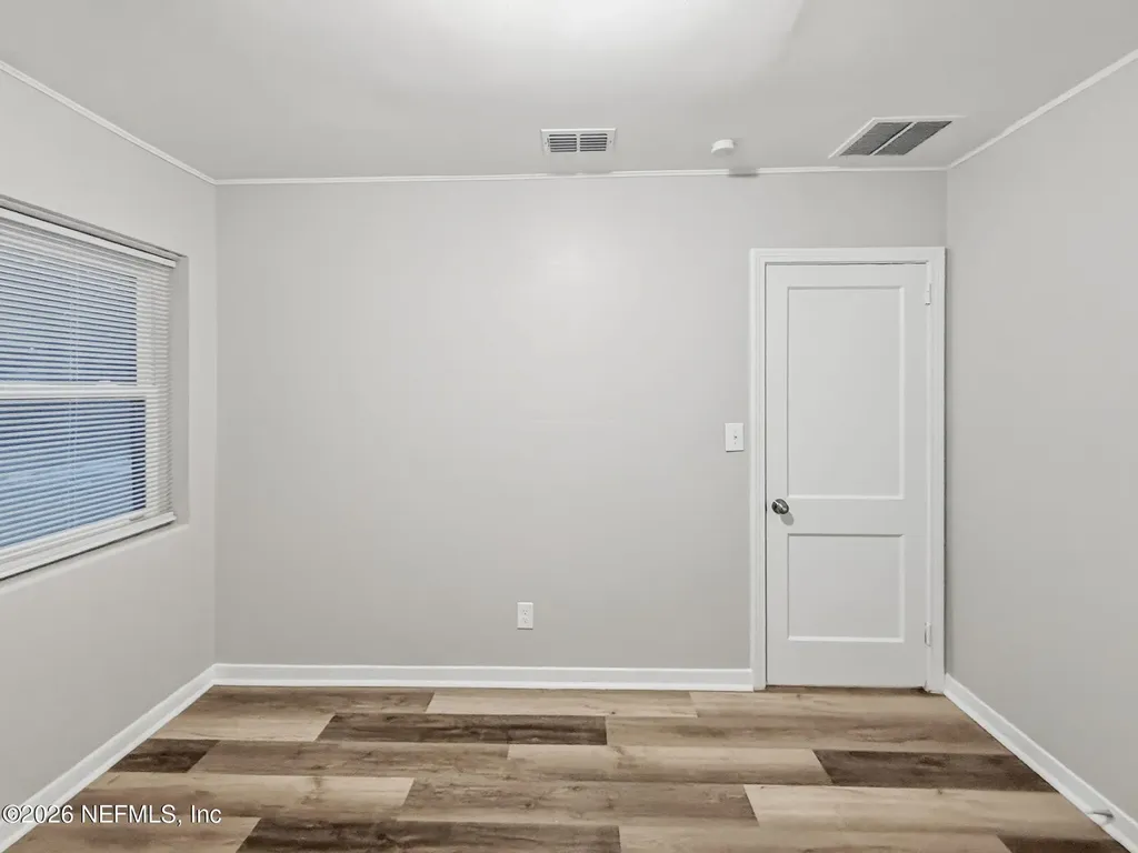 5207 Janice Circle S Jacksonville FL 32210