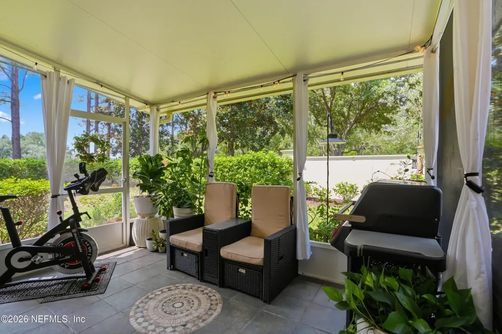 7990 Baymeadows Road E Jacksonville FL 32256