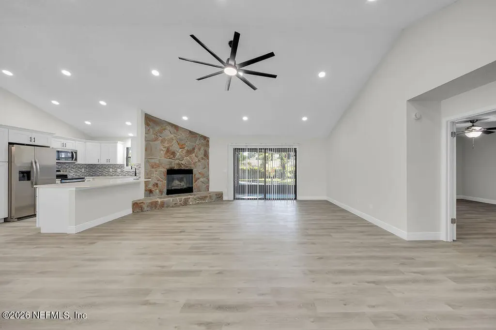 8423 Chason Road E Jacksonville FL 32244