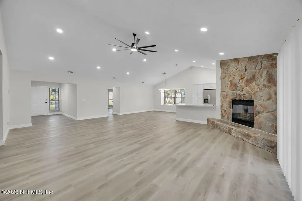 8423 Chason Road E Jacksonville FL 32244