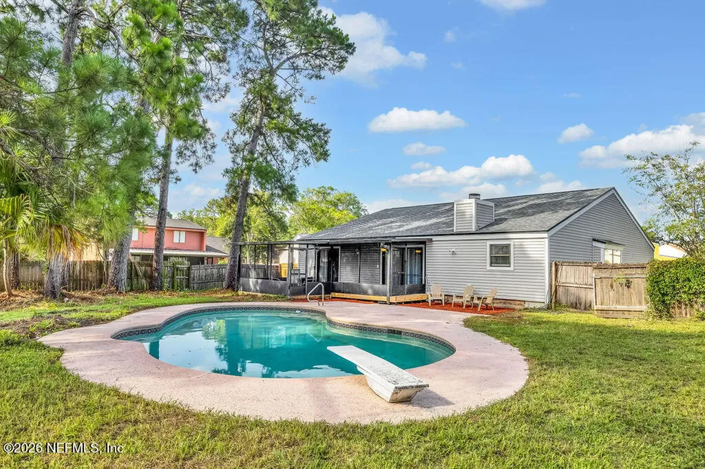 8423 Chason Road E Jacksonville FL 32244