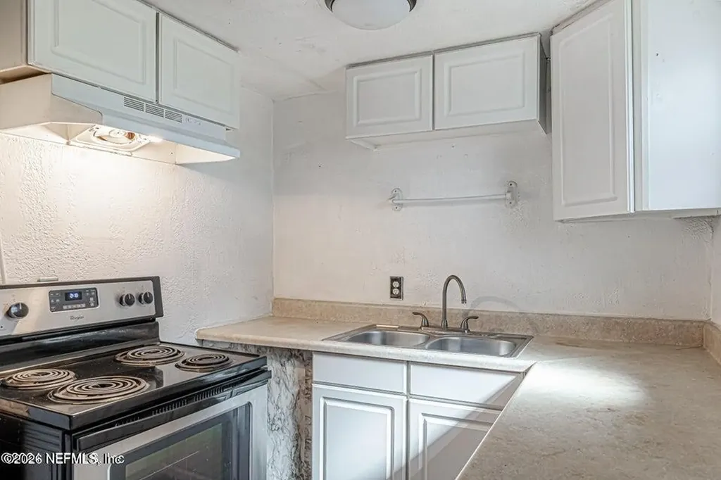 8306 Galveston Avenue Jacksonville FL 32211