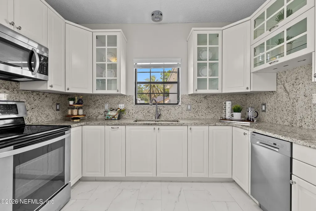 2922 Lantana Lakes Drive E Jacksonville FL 32246