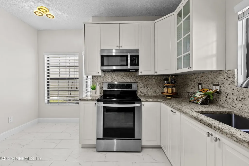 2922 Lantana Lakes Drive E Jacksonville FL 32246