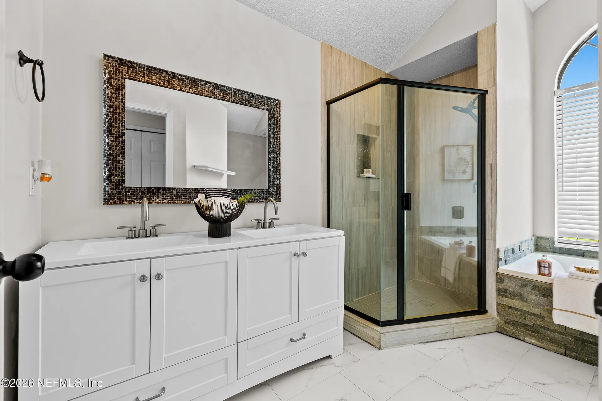 2922 Lantana Lakes Drive E Jacksonville FL 32246