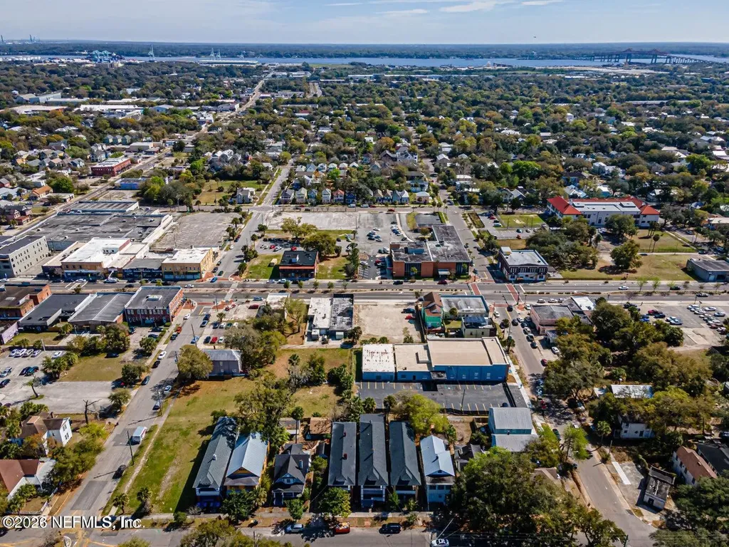 1627-1629 Laura Street Jacksonville FL 32206