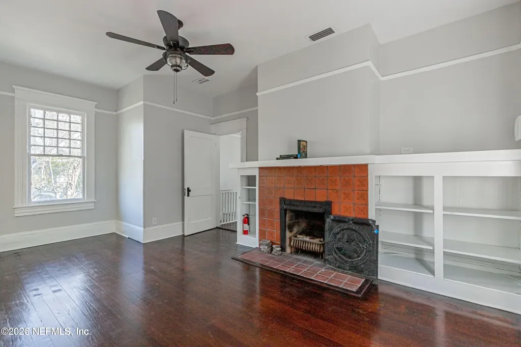 1627-1629 Laura Street Jacksonville FL 32206