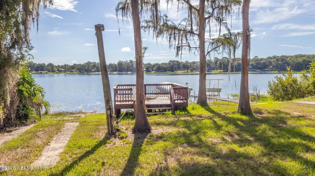 8443 Lily Lake Road Melrose FL 32666