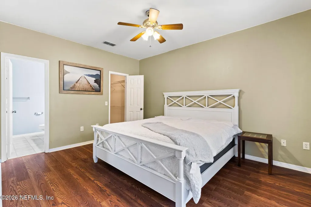 7800 Point Meadows Drive Jacksonville FL 32256