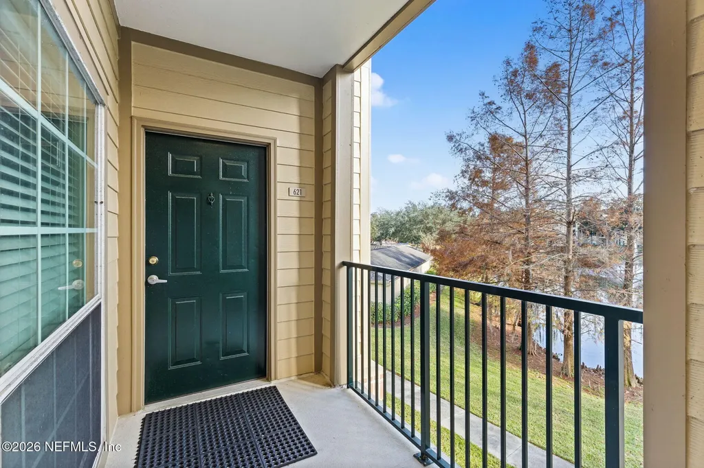 7800 Point Meadows Drive Jacksonville FL 32256