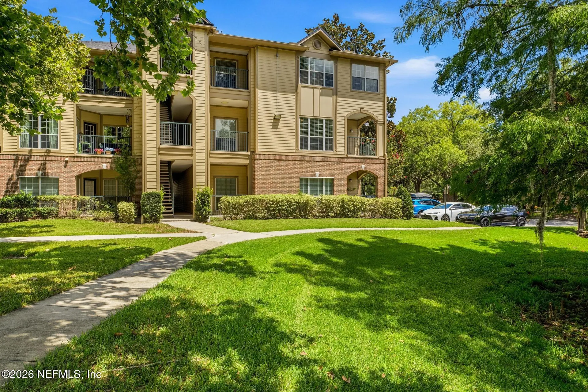 7800 Point Meadows Drive Jacksonville FL 32256