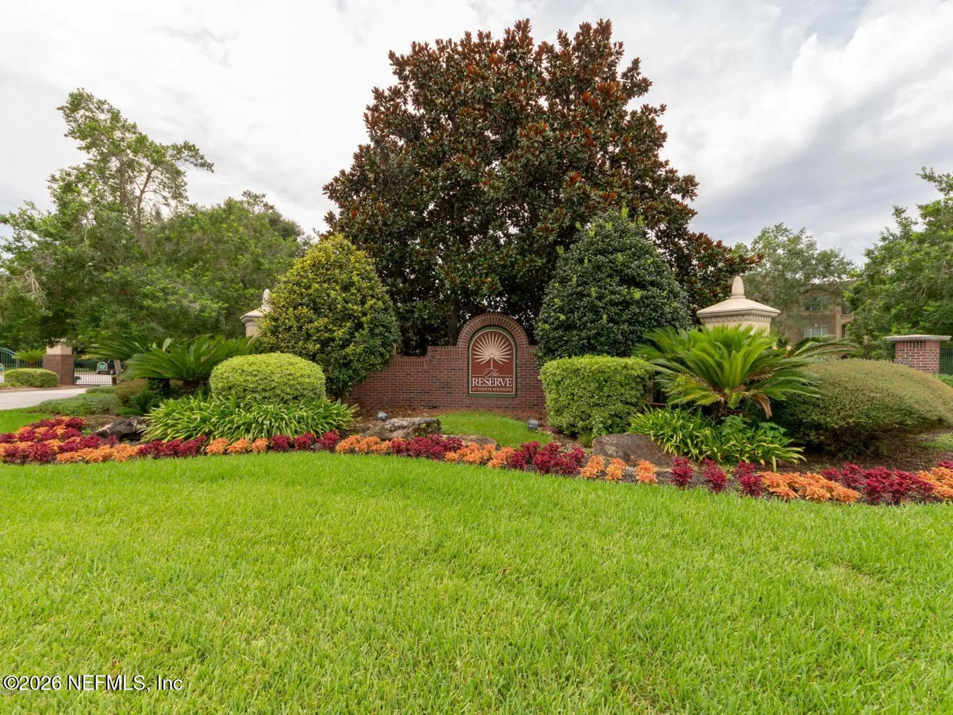 7800 Point Meadows Drive Jacksonville FL 32256