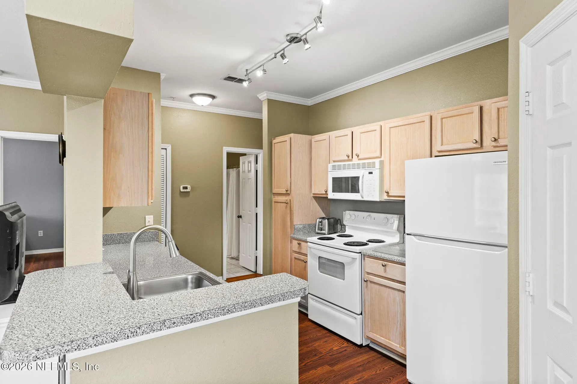7800 Point Meadows Drive Jacksonville FL 32256