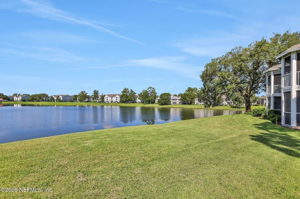 10000 Gate Parkway N Jacksonville FL 32246