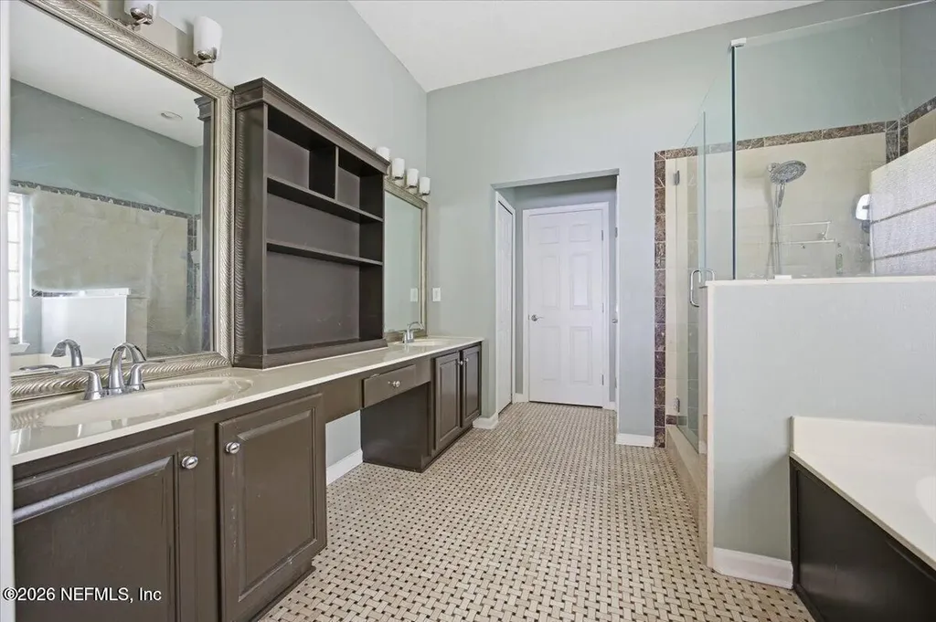 10642 Roundwood Glen Court Jacksonville FL 32256