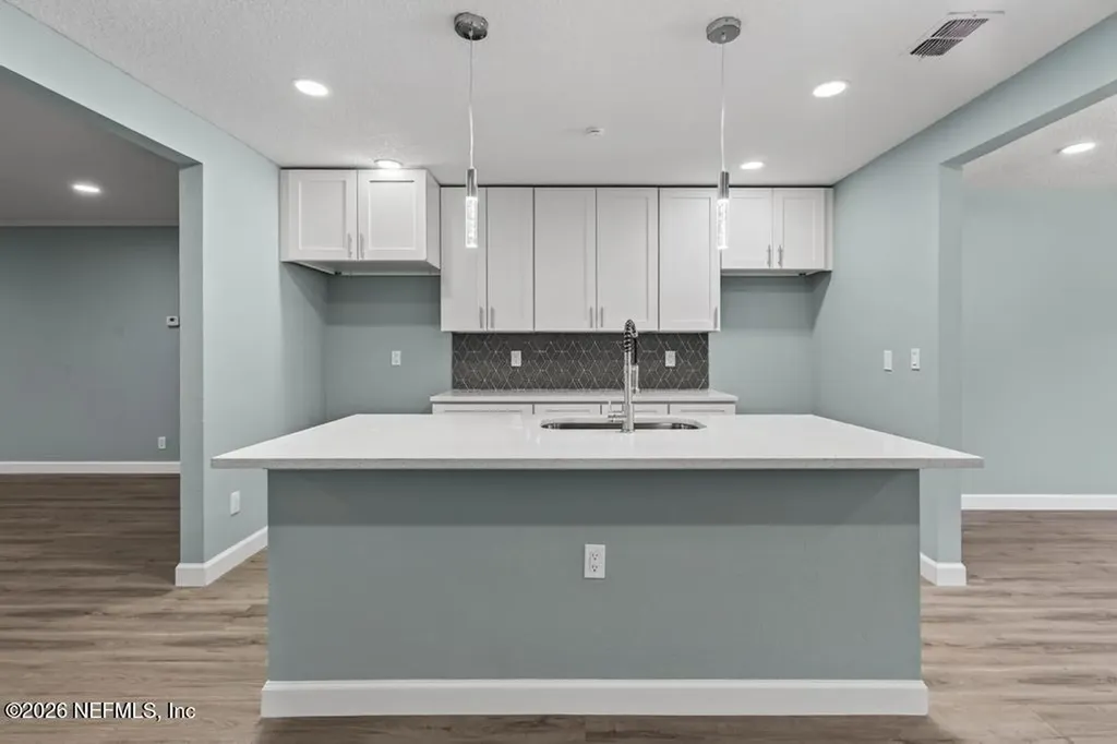 7427 John F Kennedy Drive W Jacksonville FL 32219