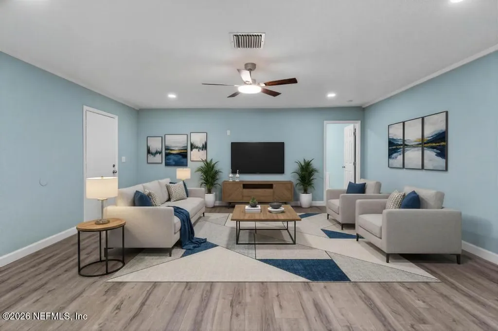 7427 John F Kennedy Drive W Jacksonville FL 32219