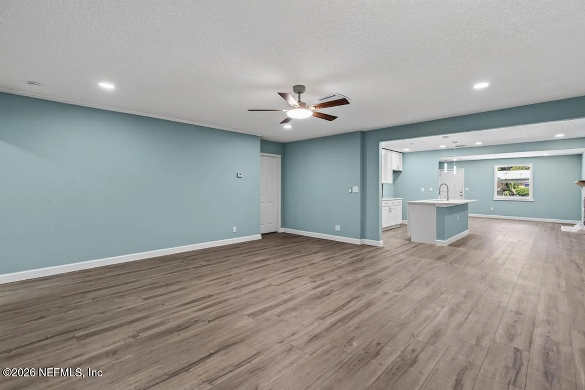 7427 John F Kennedy Drive W Jacksonville FL 32219