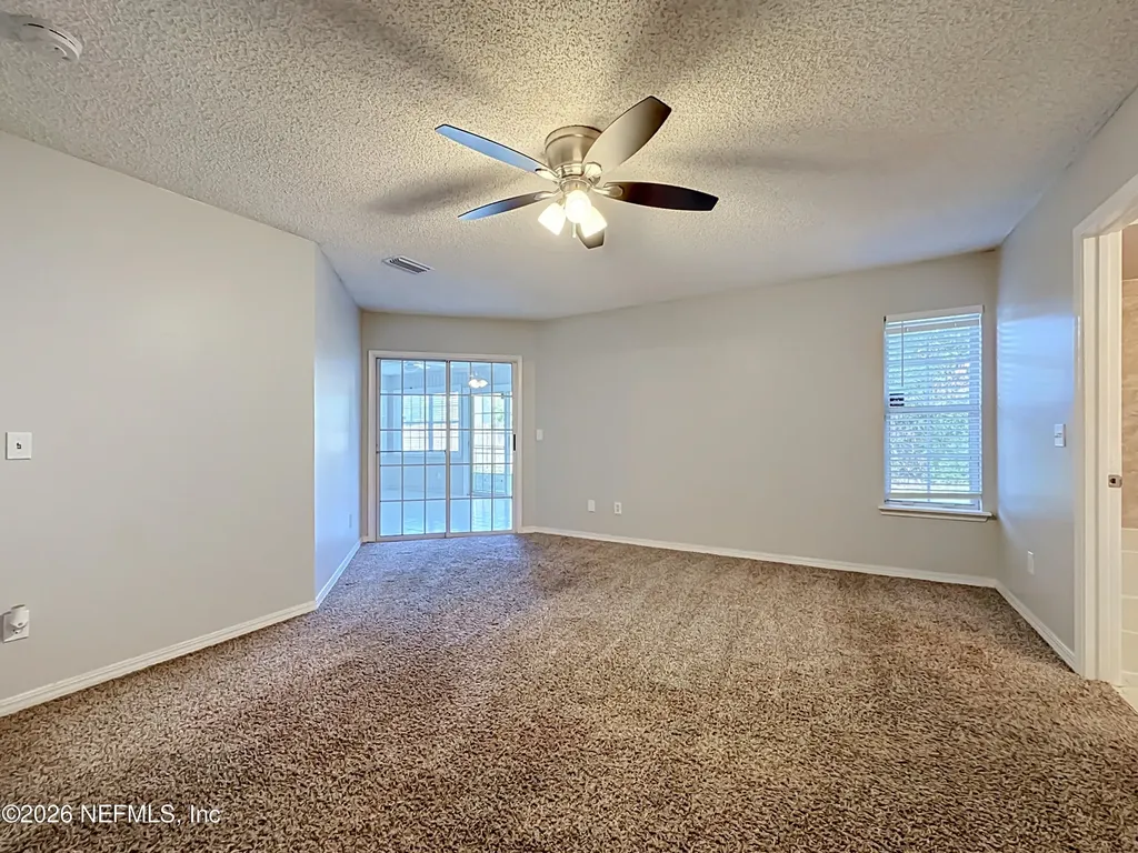 8174 Loch Lomond Lane Jacksonville FL 32244