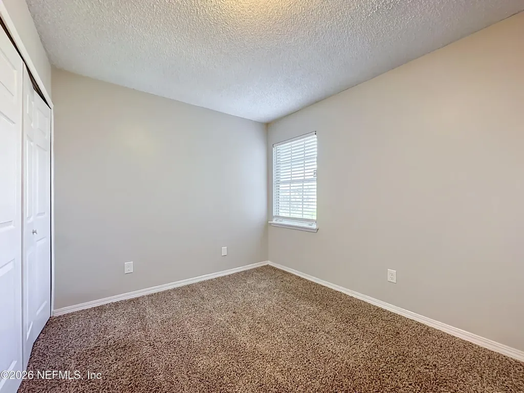 8174 Loch Lomond Lane Jacksonville FL 32244