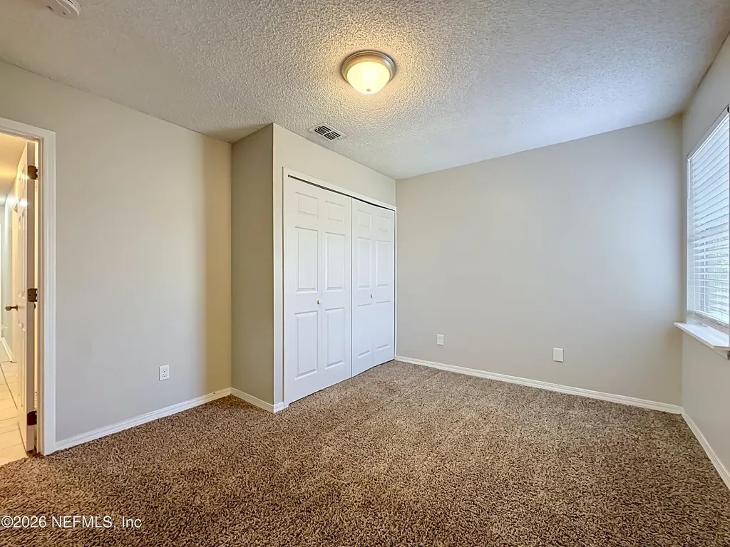 8174 Loch Lomond Lane Jacksonville FL 32244