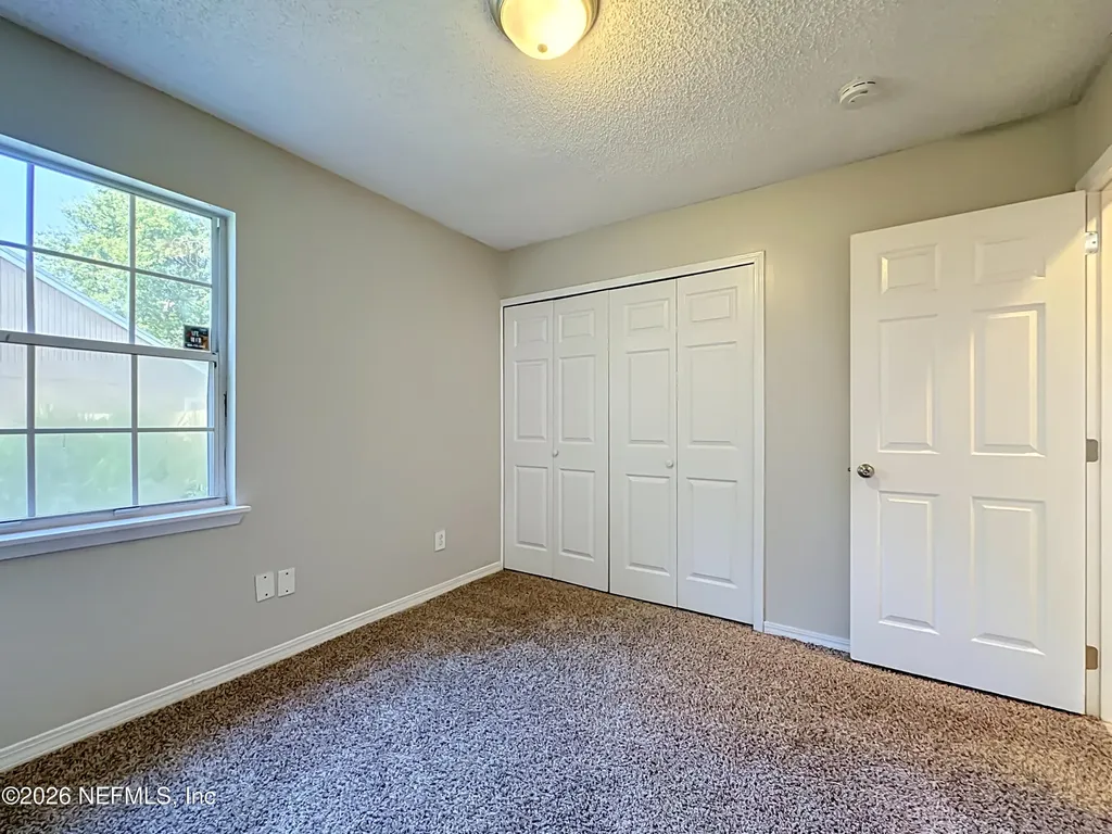 8174 Loch Lomond Lane Jacksonville FL 32244