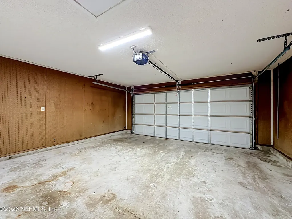 8174 Loch Lomond Lane Jacksonville FL 32244