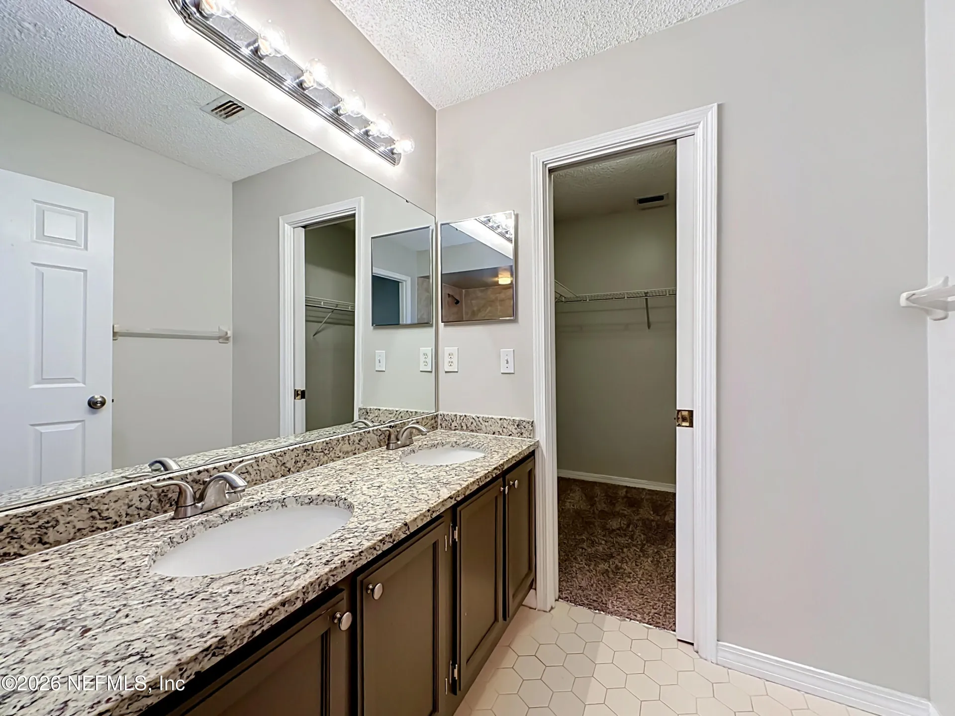 8174 Loch Lomond Lane Jacksonville FL 32244