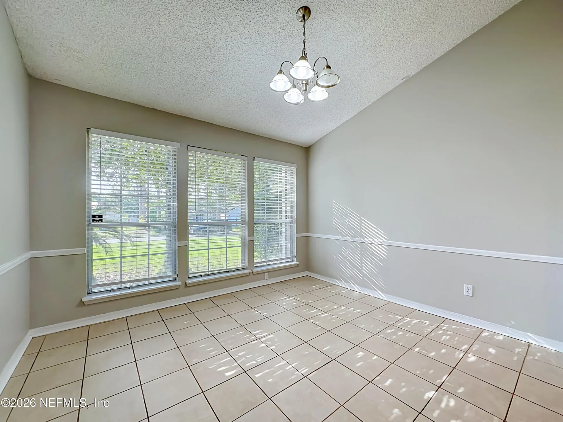 8174 Loch Lomond Lane Jacksonville FL 32244