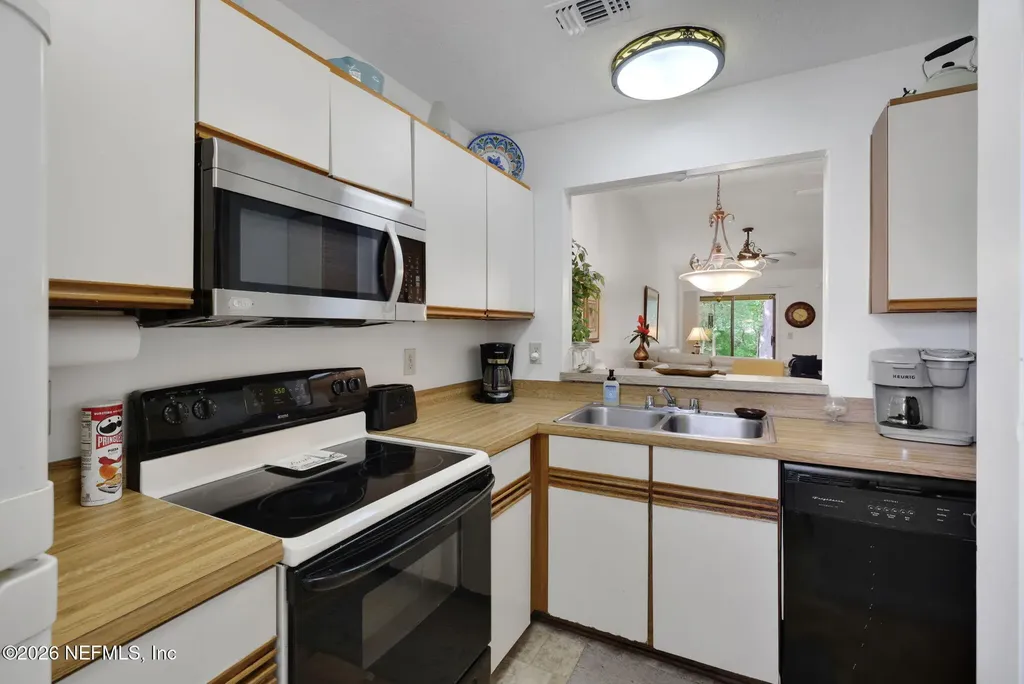 85 Debarry Avenue Orange Park FL 32073