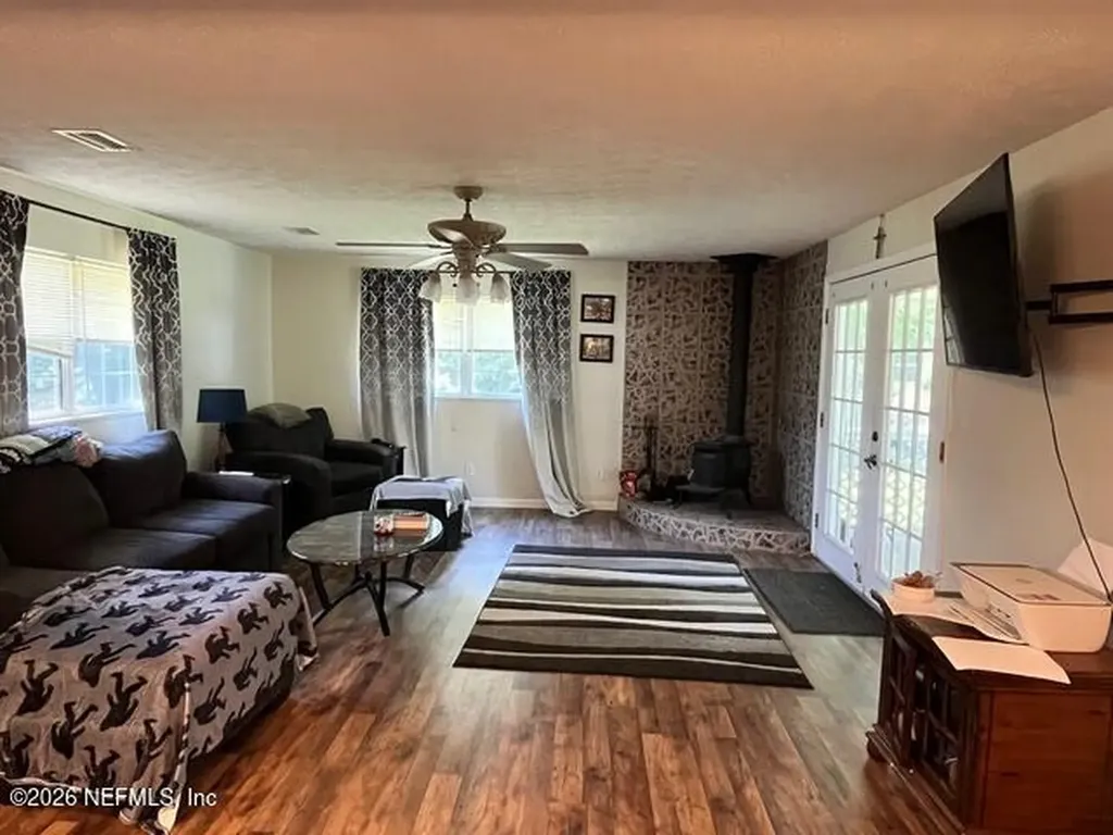 9559 SE State Road 100 Starke FL 32091