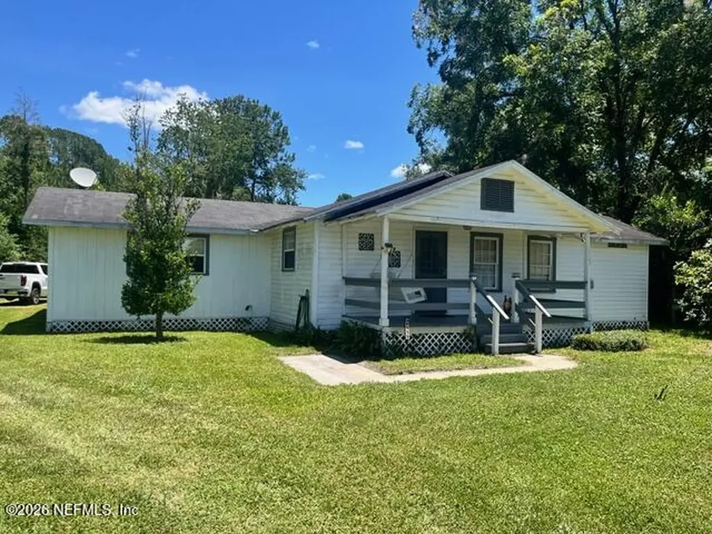 9559 SE State Road 100 Starke FL 32091