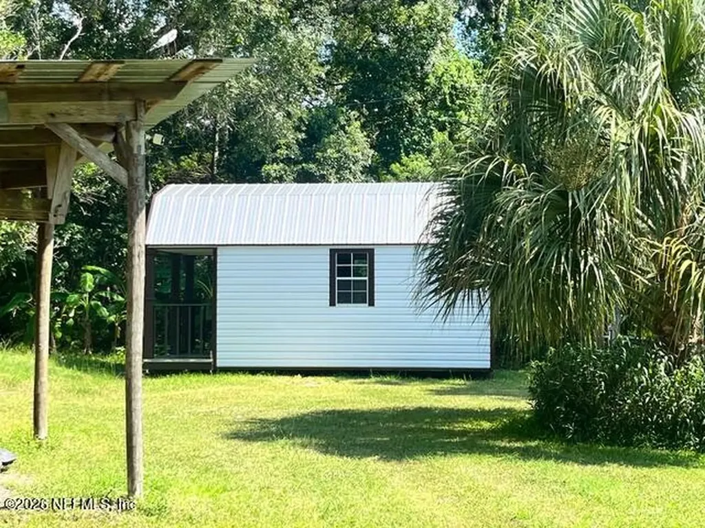 9559 SE State Road 100 Starke FL 32091