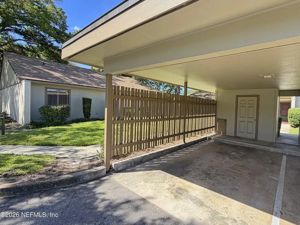 10098 Leisure Lane S Jacksonville FL 32256