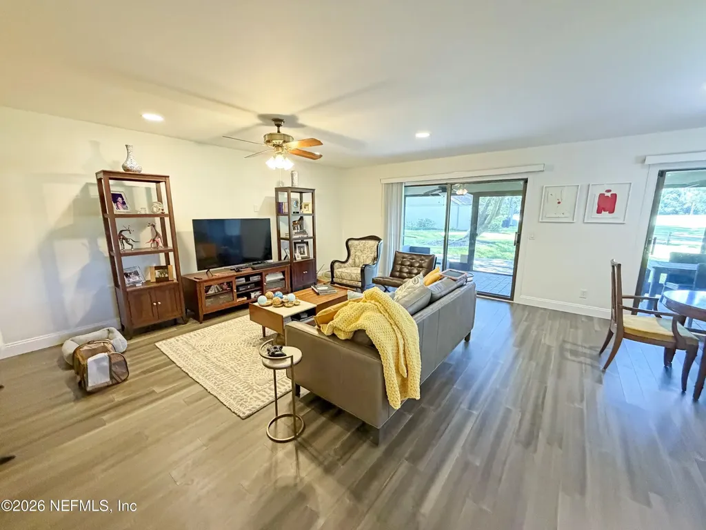 10098 Leisure Lane S Jacksonville FL 32256