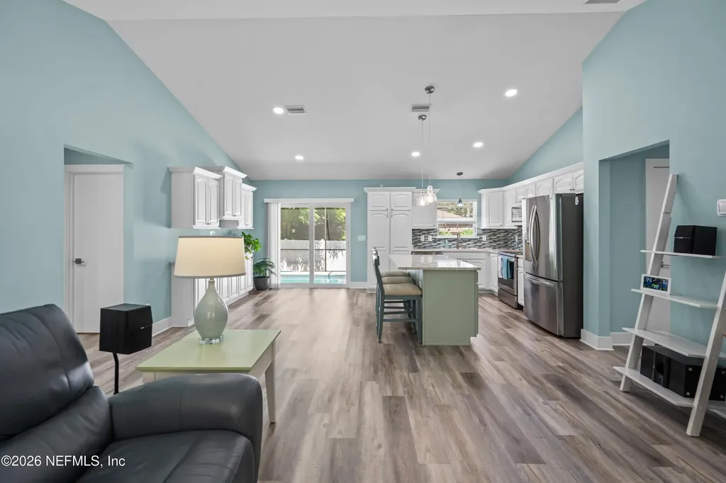 907 Queen Road St. Augustine FL 32086